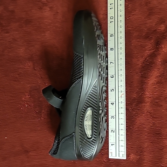 Mesh strapped shoes, size unsure - Picture 5 of 5